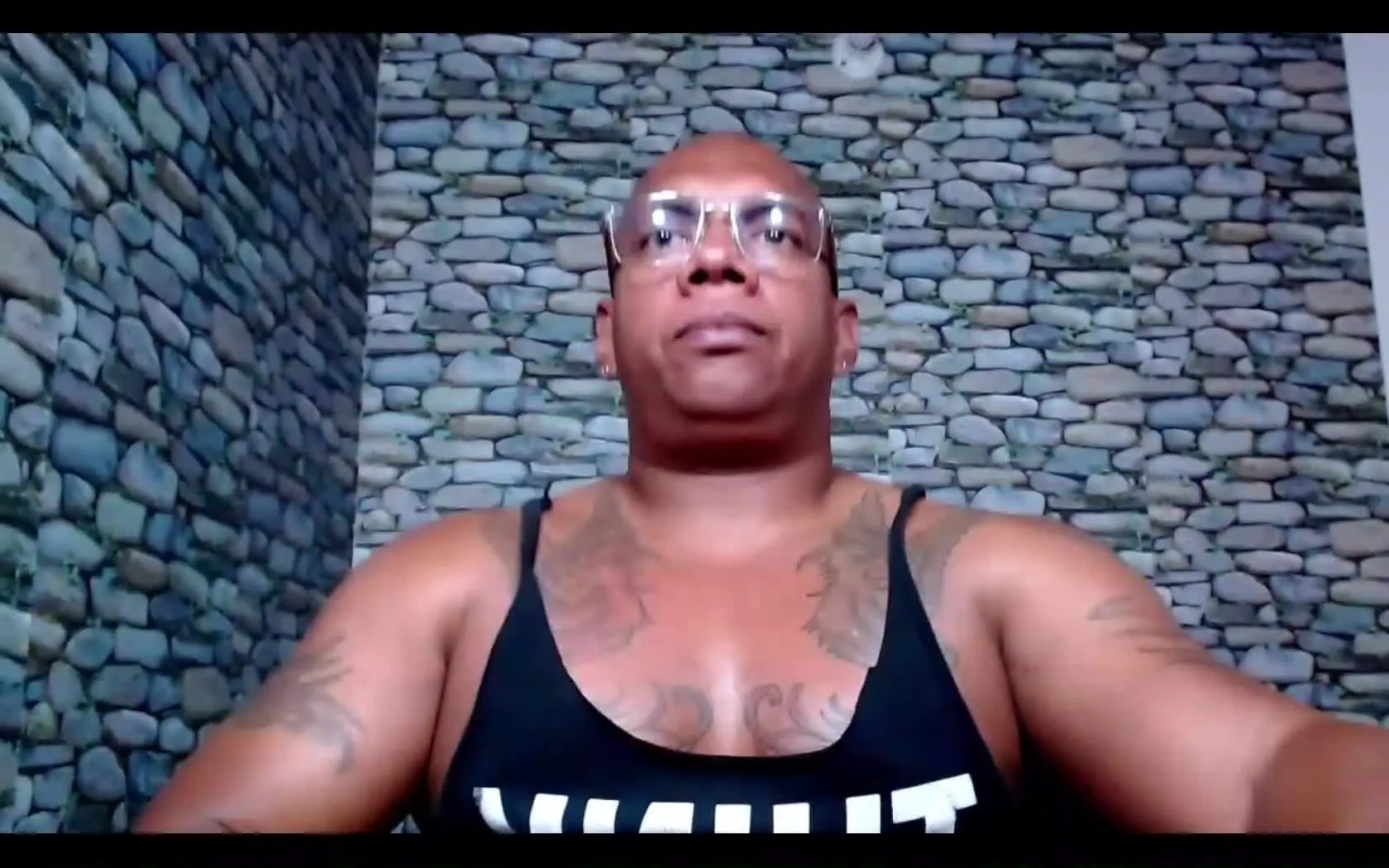 Intérprete Raymond_hot Video 2