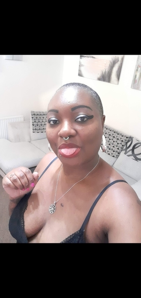 Performer ChocoliciousX Photo 1