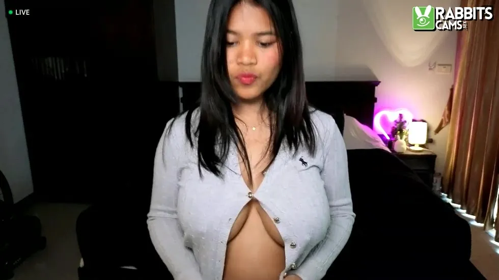 Utøver NizaThainy Video 3