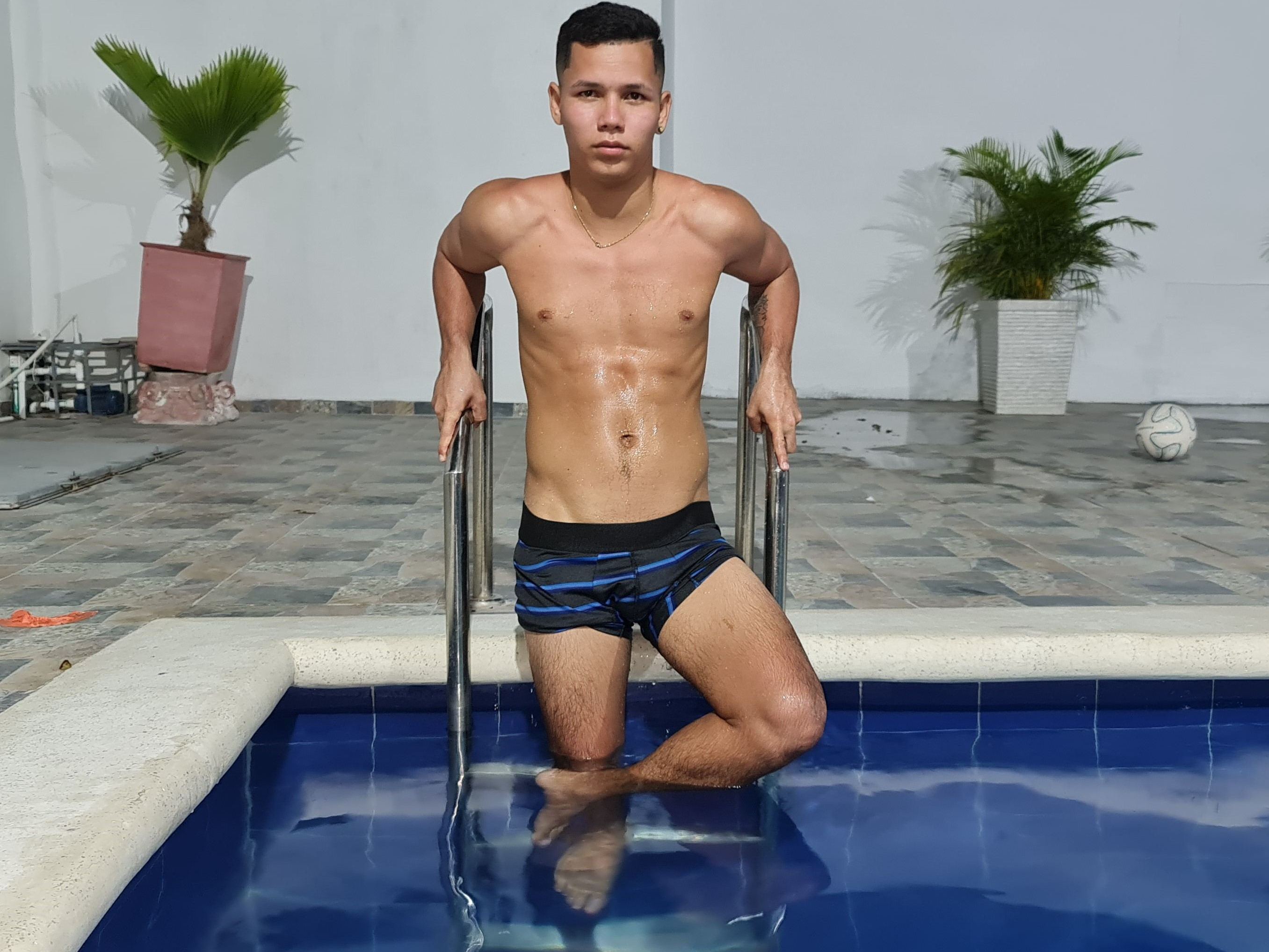 Imagen de perfil de modelo de cámara web de darrellxxxhot