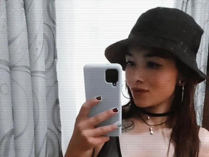 amapolaafg profilbild på webbkameramodell