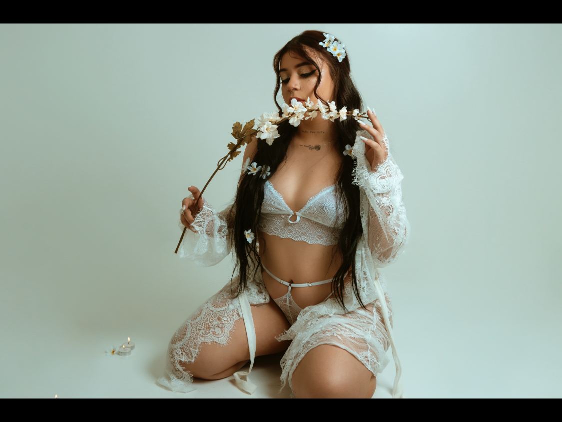 AleskaLancrontte cam model profile picture