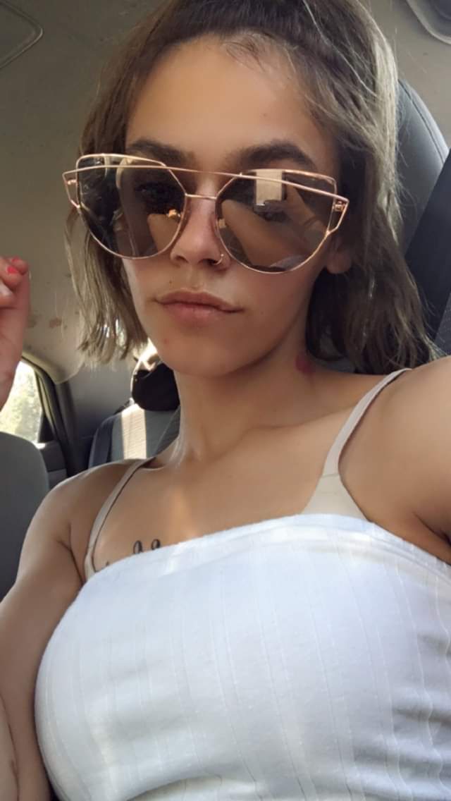 Performer Tastykameron Photo 2