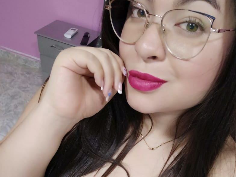 Foto de perfil de modelo de webcam de KenDraRoseX1 