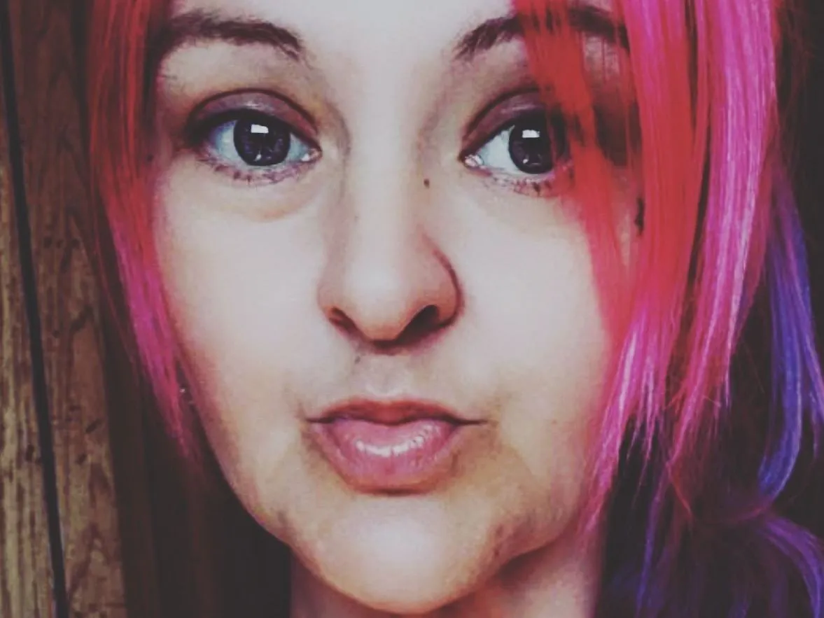 Imagen de perfil de modelo de cámara web de MotorCityMilf