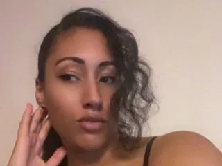 KaliyahAzuri cam model profile picture