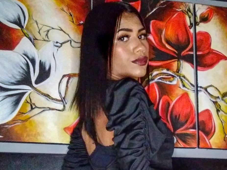 Imagen de perfil de modelo de cámara web de hagata69