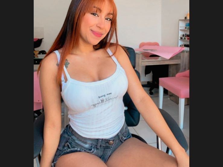 Imagen de perfil de modelo de cámara web de AuroraSexyChik