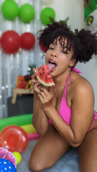 Artista evacurlyx Foto 2