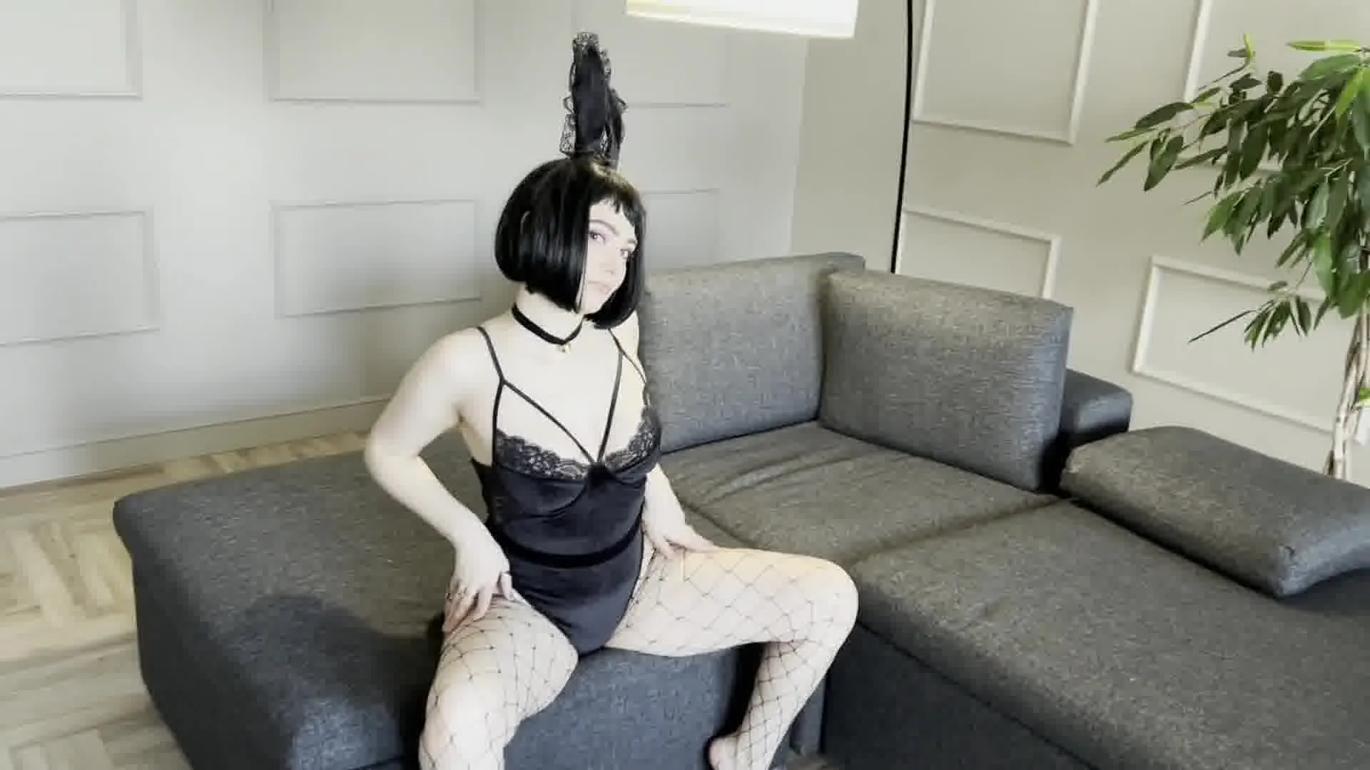 Artista UrHotDreams Video 2