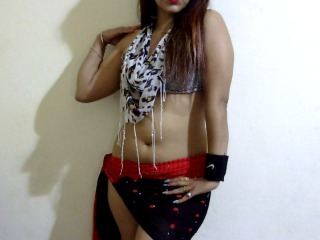 dashingmonica profilbild på webbkameramodell