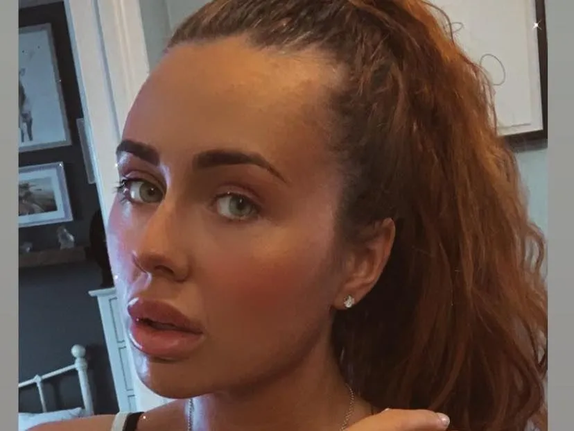 Profilbilde av PrettyWillow21 webkamera modell