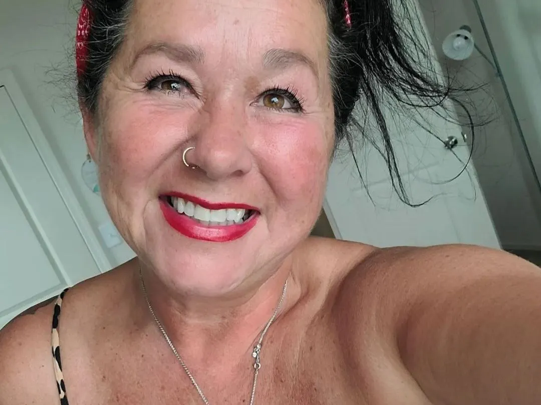 Profilbilde av MonicaFoxxx webkamera modell