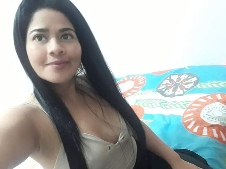 Foto de perfil de modelo de webcam de luna89 