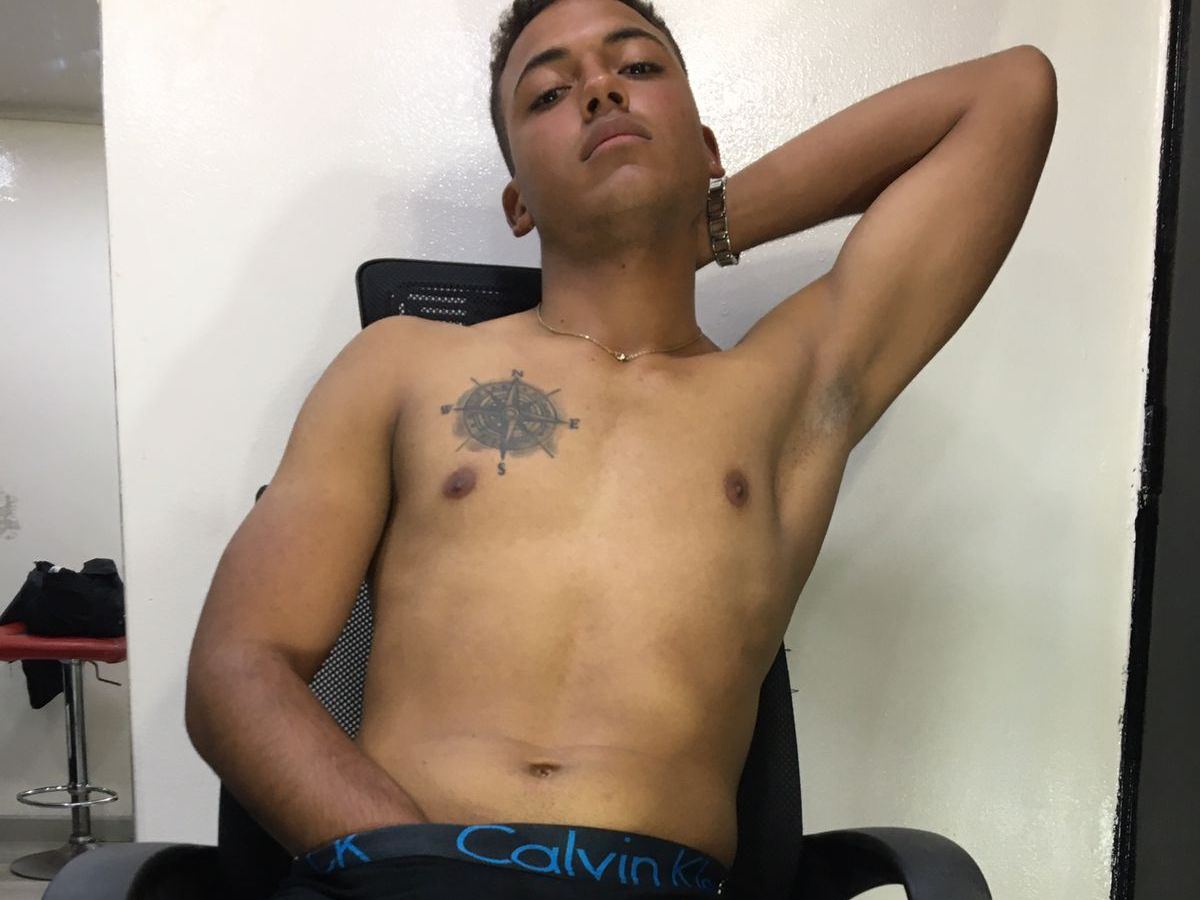 Foto de perfil de modelo de webcam de fabriziosmith 