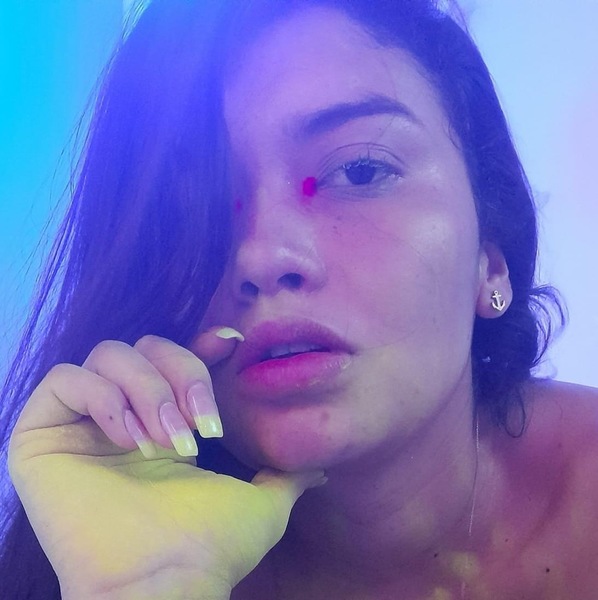 Performer IsabelleBelmont Photo 1