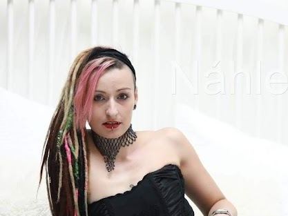 CruelaDeVilishX cam model profile picture 