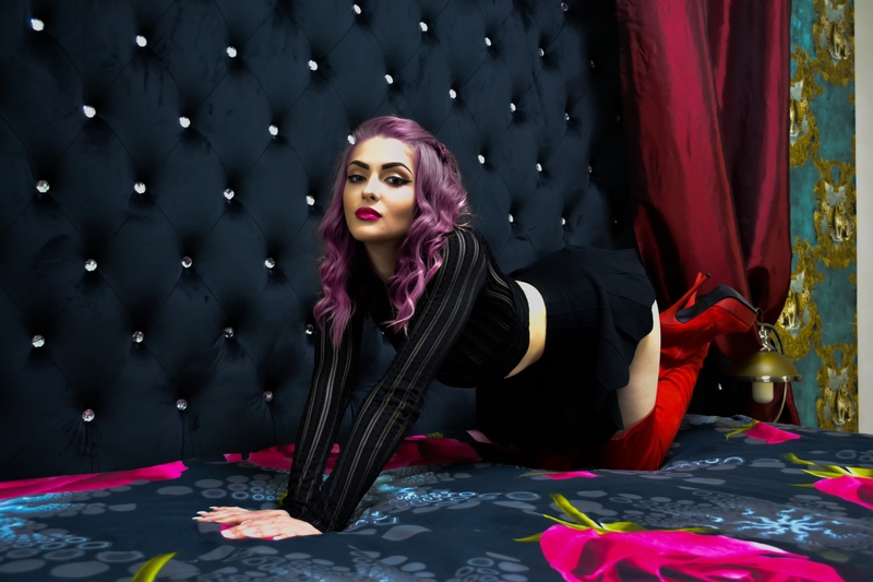 Performer ElsaYungX Photo 9