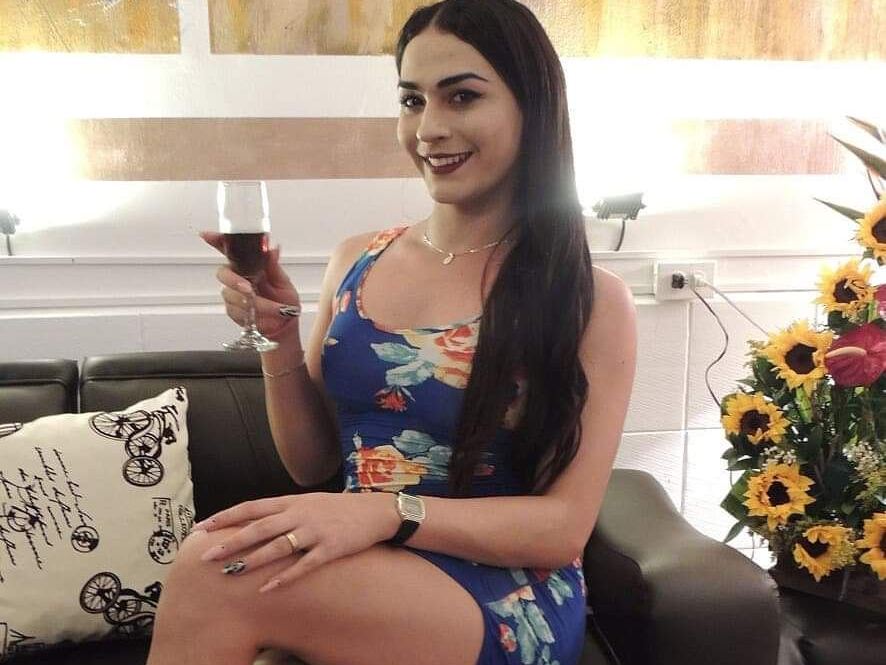 luisahall immagine del profilo del modello di cam