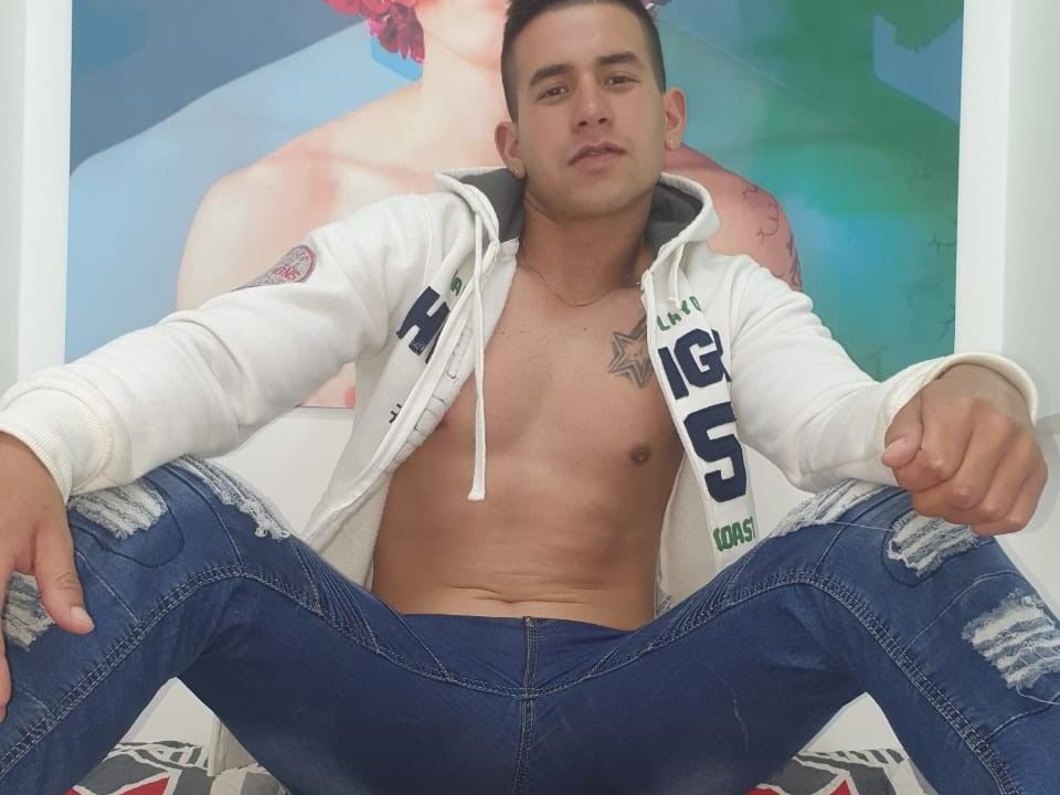 Imagen de perfil de modelo de cámara web de frankruiz