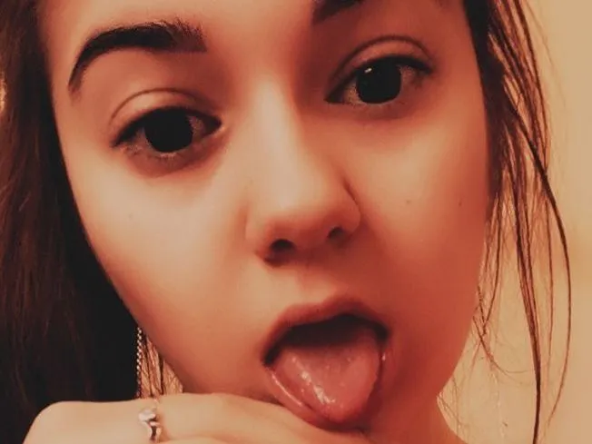 Foto de perfil de modelo de webcam de AmiMi