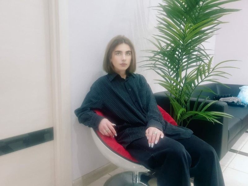 Artist AliceFriendly Foto 1