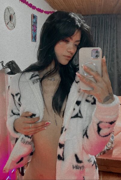 Performer NicoleeBunny Photo 11