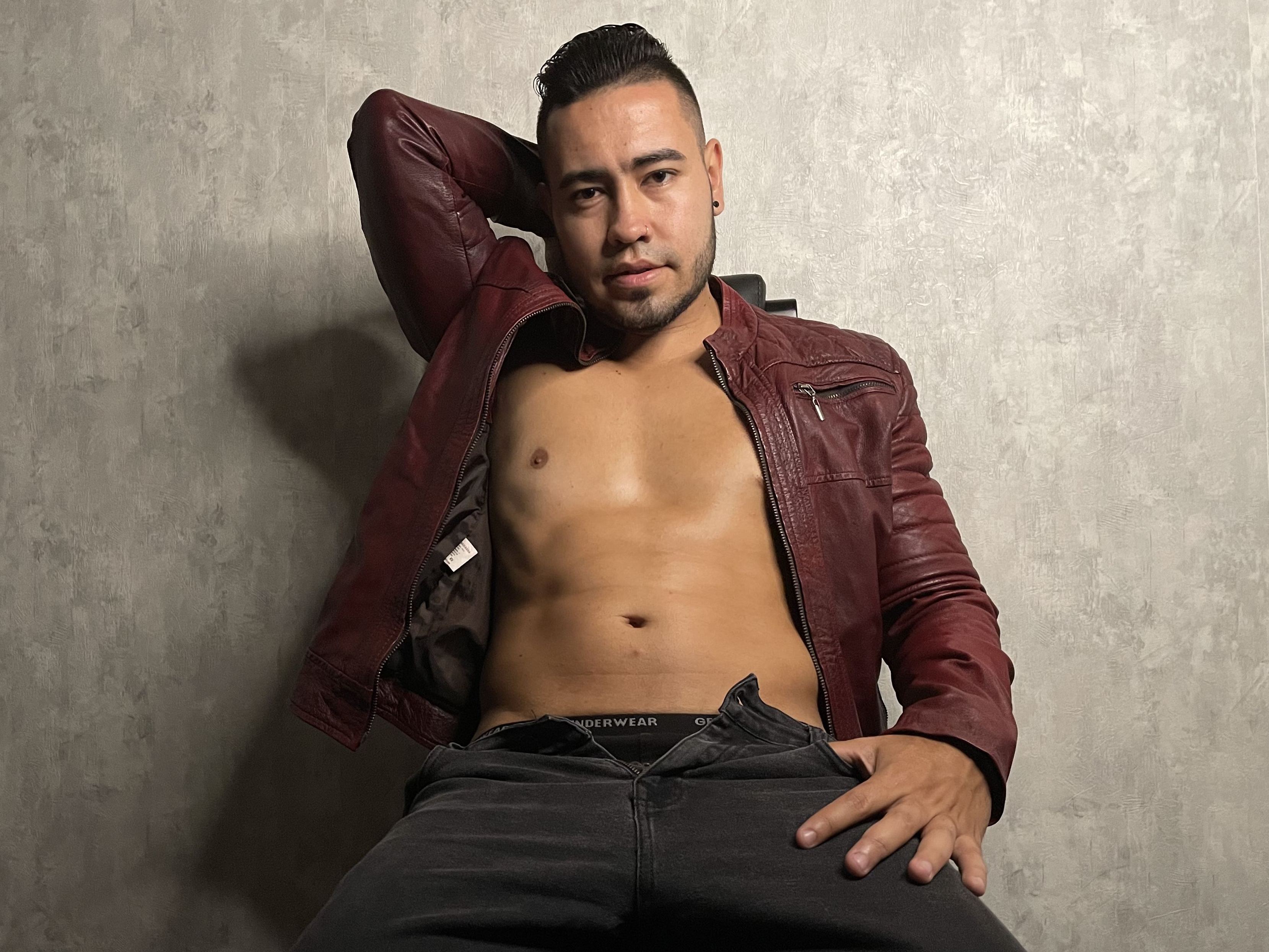 Imagen de perfil de modelo de cámara web de MikeSantos