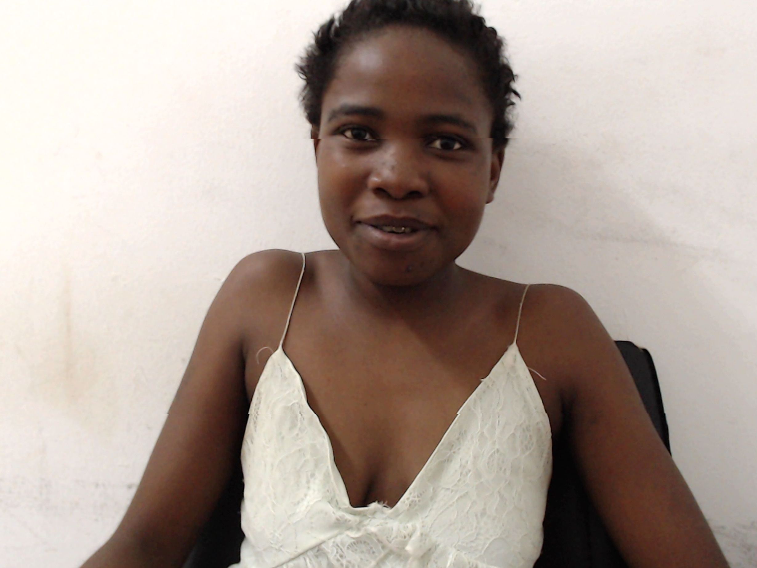 Image de profil du modèle de webcam CARLIEBLACKXX