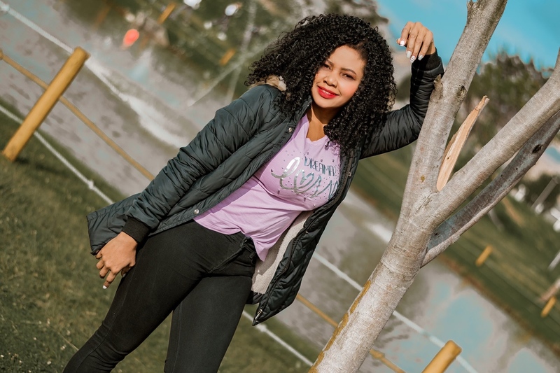 Darsteller AlondraJhonson Foto 11