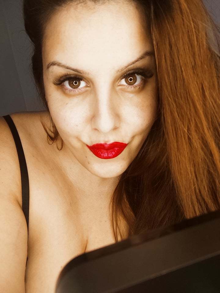 Intérprete CurvyAndThick Foto 4