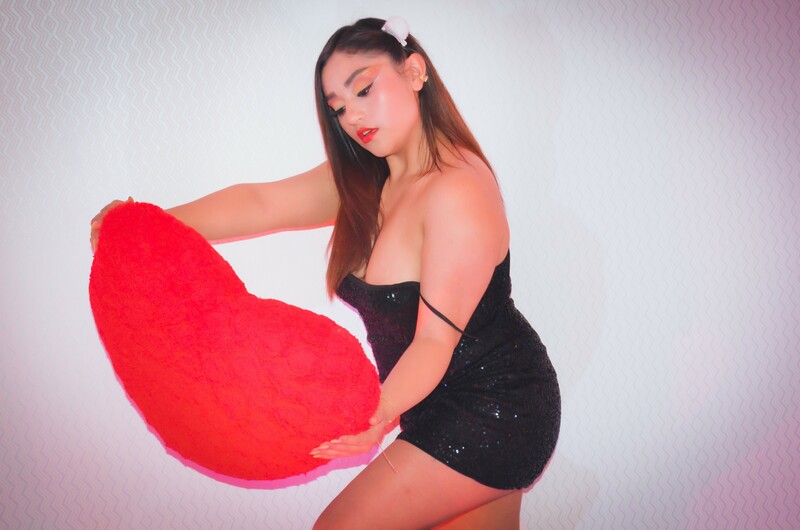 Interprète AnnabellaHutchi Photo 4