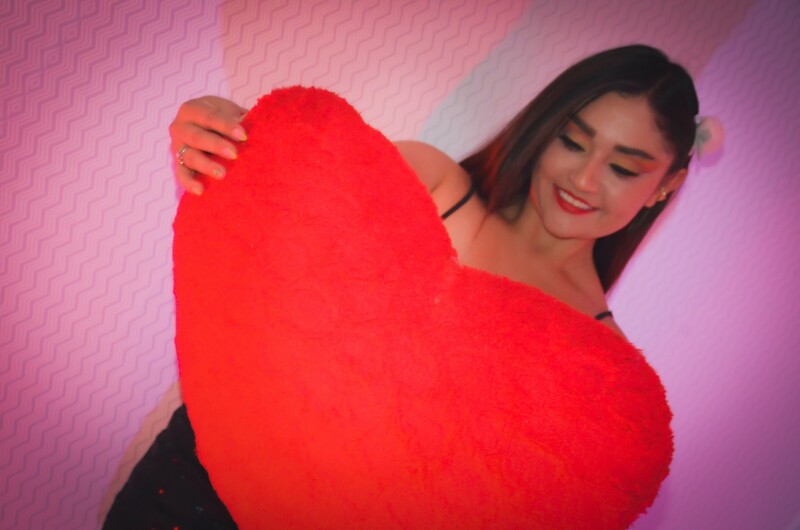 Interprète AnnabellaHutchi Photo 2