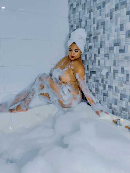 Artist IsabellaGreen Foto 12