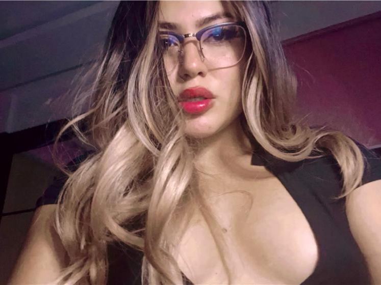 AmiraEira profielfoto van cam model 