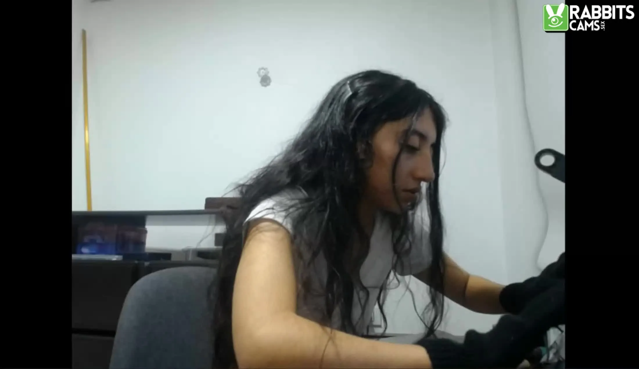 Interprete Ellaeh Video 2