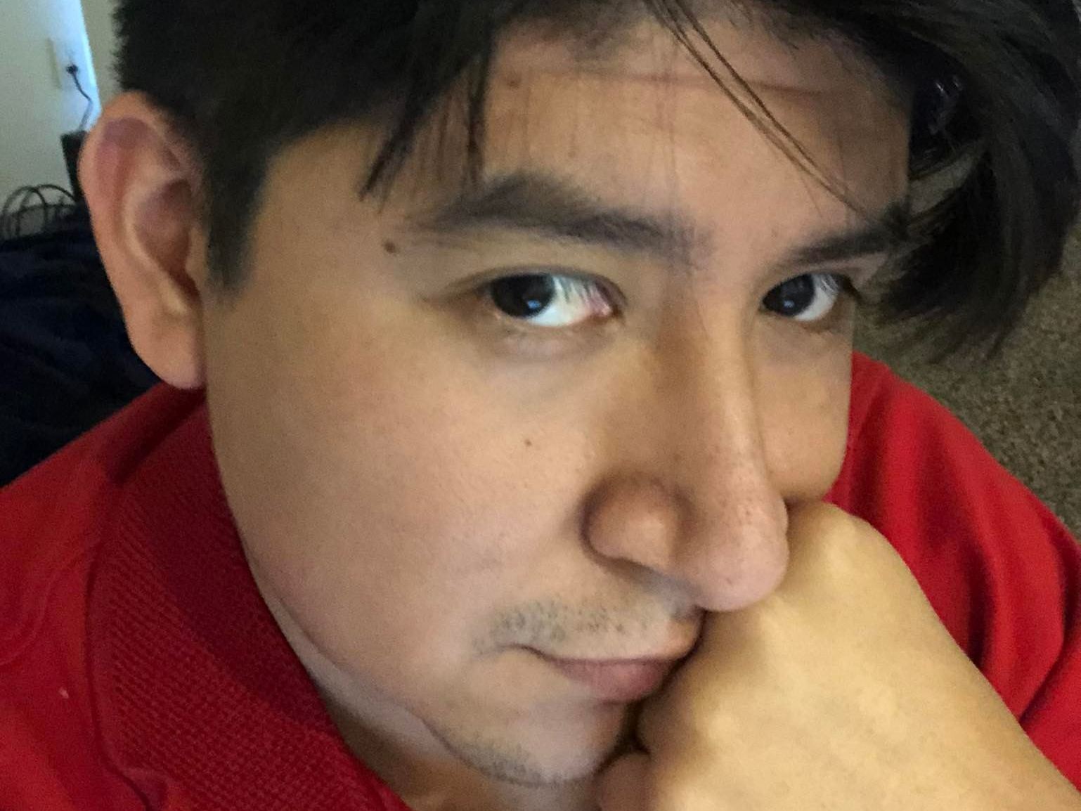 Latinasianboy profilbild på webbkameramodell 