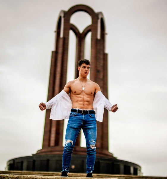 Artist AshtonColt Foto 12