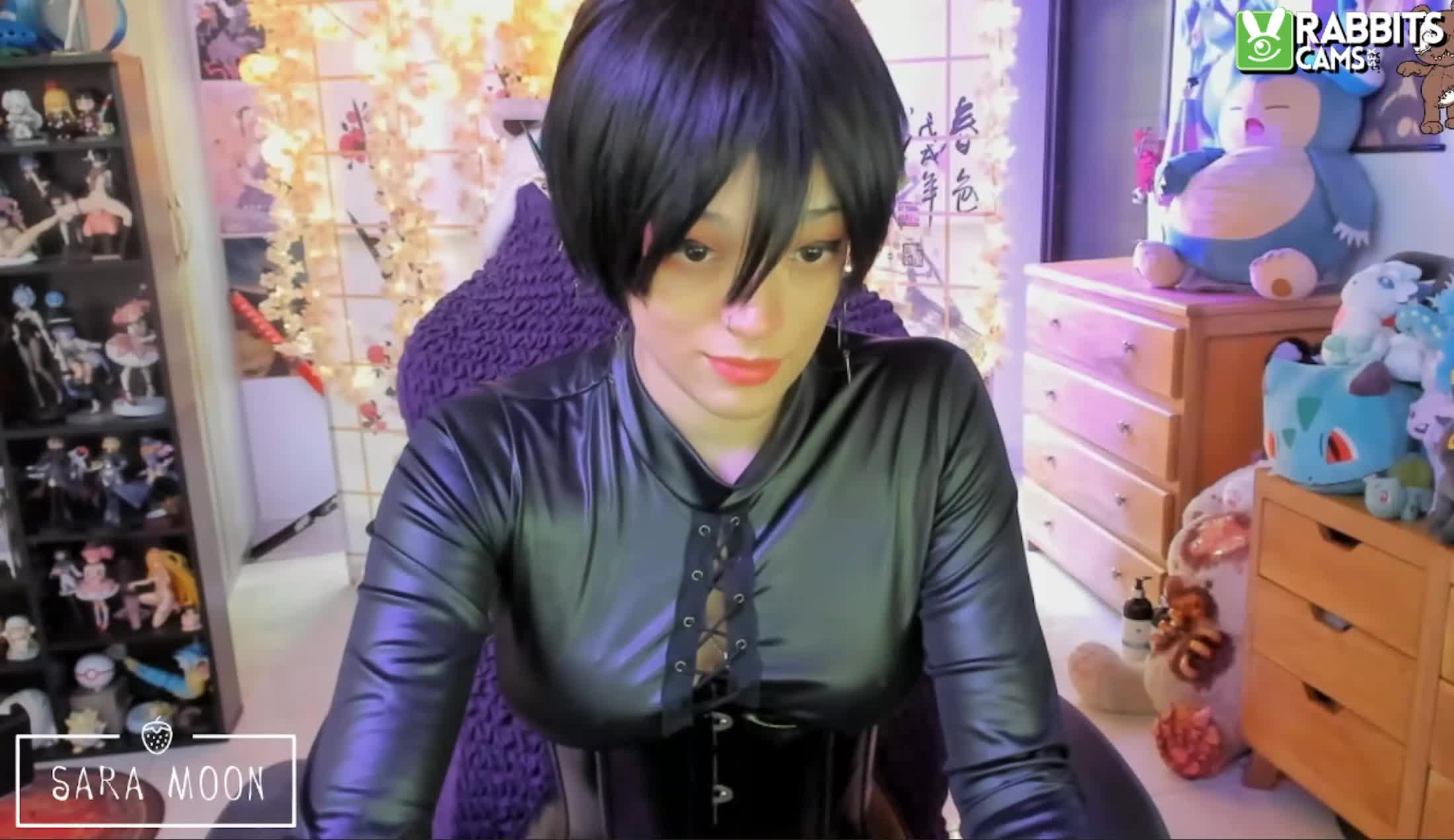 Artist SaraMoon100 Video 1