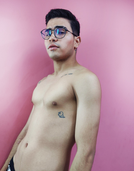 Intérprete latinhott Foto 1