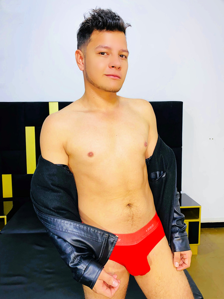 Performer JamesCooperX Photo 1