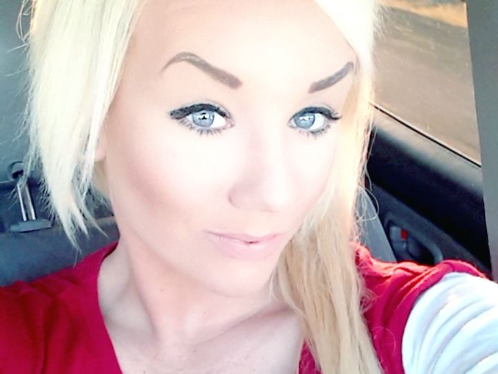 BlondenBomb profilbild på webbkameramodell 