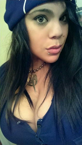 Performer SadieMuerte Photo 3