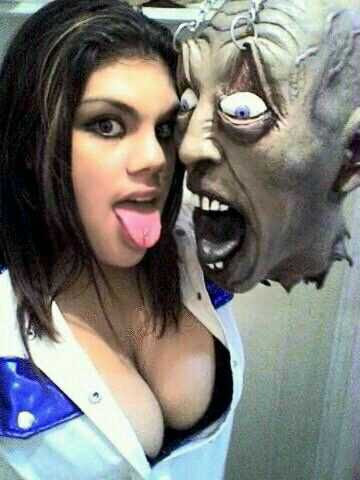 Performer SadieMuerte Photo 6