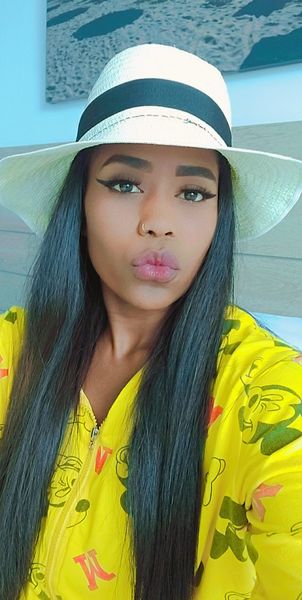 Artista AmberEbonyy Foto 2