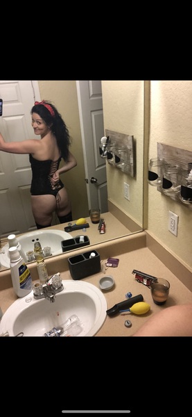 Interprete KatKelley Foto 6