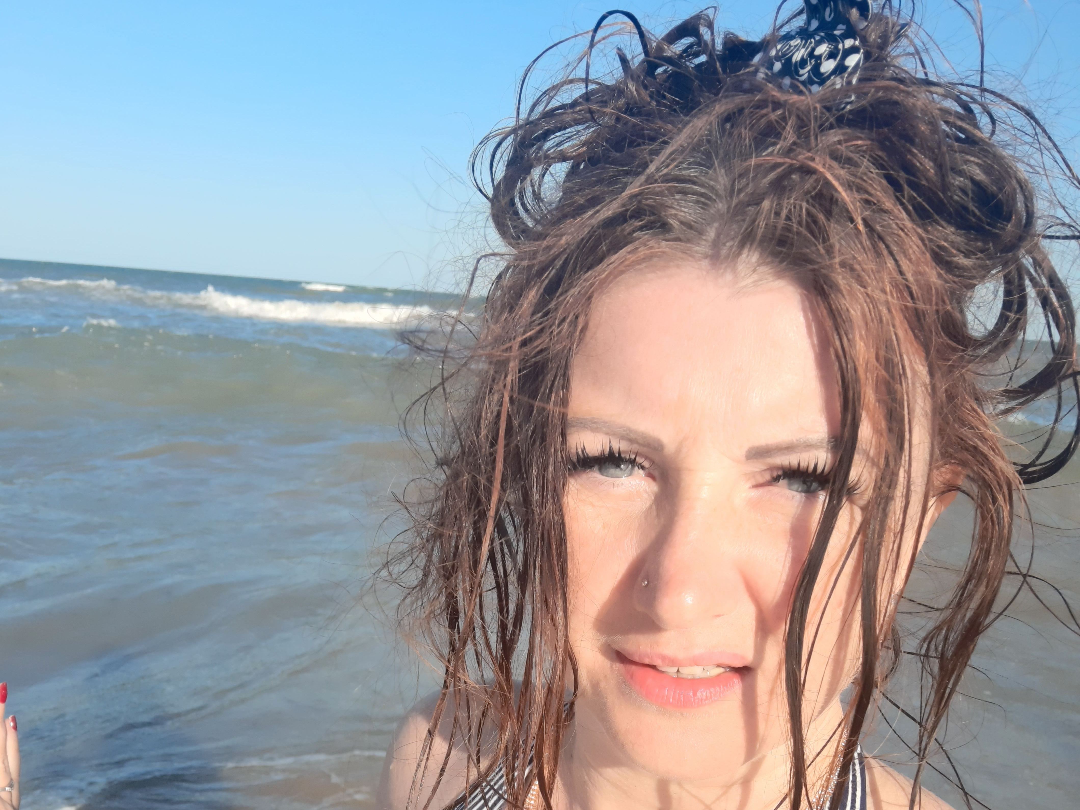 Image de profil du modèle de webcam DearestOne