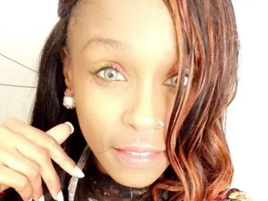 Imagen de perfil de modelo de cámara web de SkyeMonton