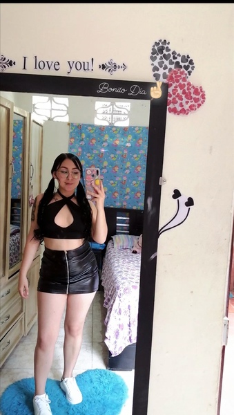 Intérprete ManelikWhite Foto 12