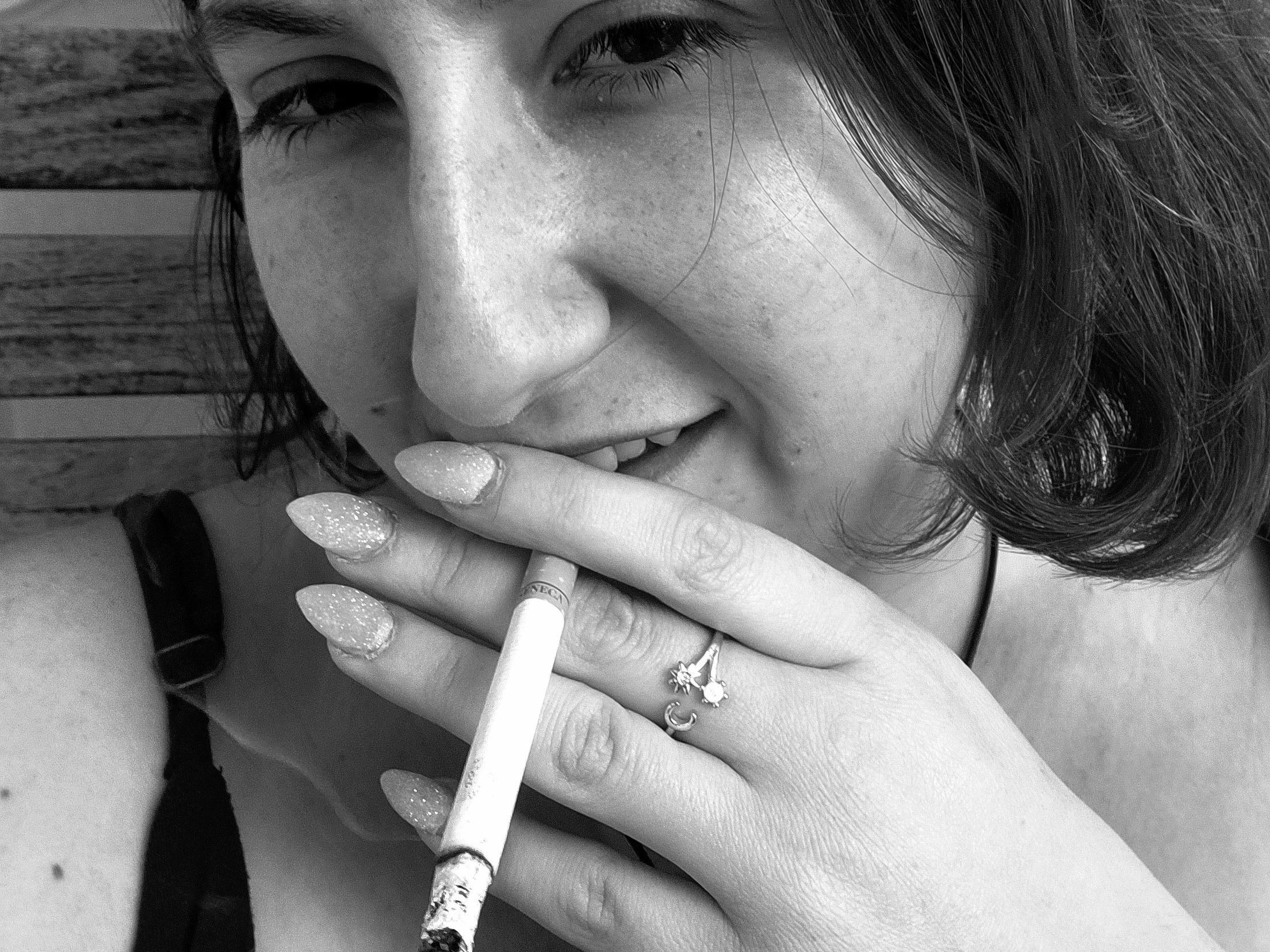 SmokingwithSass immagine del profilo del modello di cam